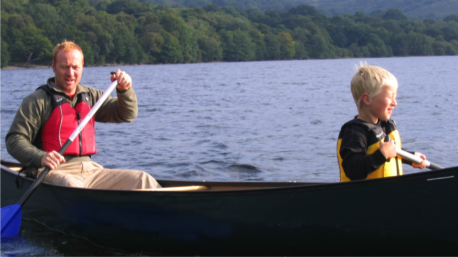 Mi a különbség a természetes és az erővel szerzett hatalom között?