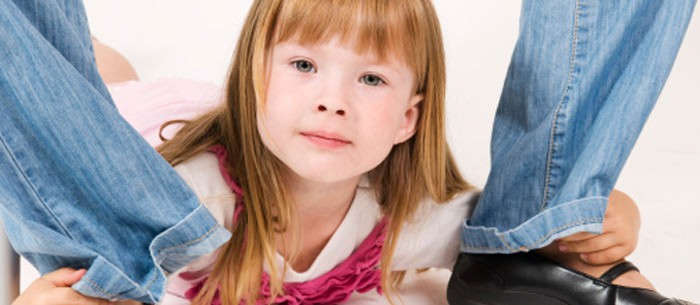 kapaszkodik-kek-neveles