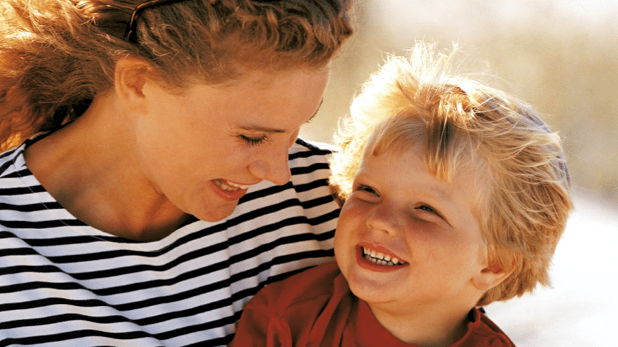 szeretettank-kek-neveles-01